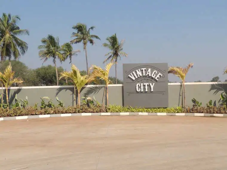 Eden Vintage City